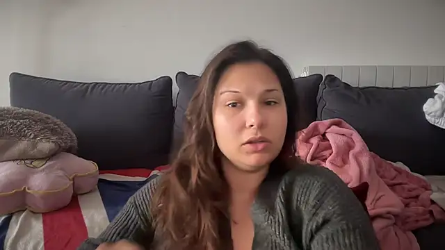 minette-sexy online show from 10/28/25, 10:19