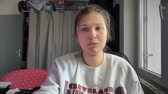 minette-sexy online show from 11/25/25, 11:32