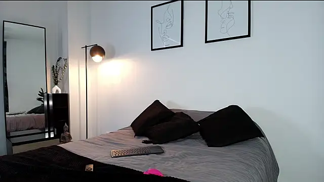 milaivanova online show from 01/25/25, 06:35