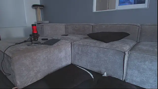 milaivanova online show from 02/18/25, 08:14