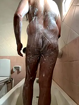 Snapshot of secc69 chatting on 09/09/25, 02:33 secc69 online show from 09/09/25, 02:33