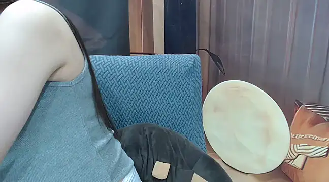 KaleAnisa online show from 03/11/25, 10:40