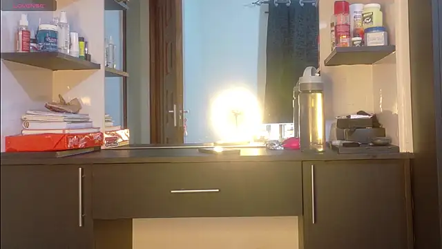 online bestie online show from 02/05/26, 09:14