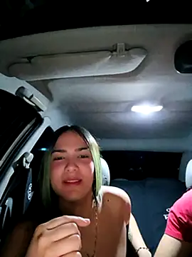 camiysebas21 online show from 12/31/24, 10:04