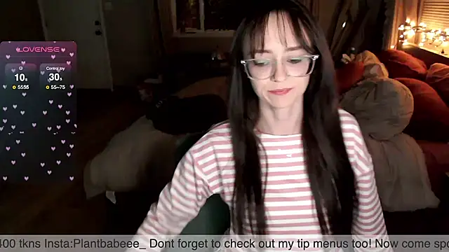 Plantbabeee online show from 03/19/25, 02:59