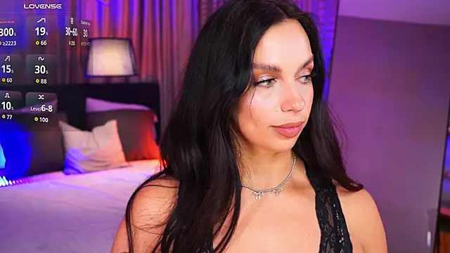 LunaNight online show from 04/17/26, 08:23