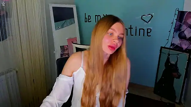 Molly sweetie online show from 02/10/25, 10:09