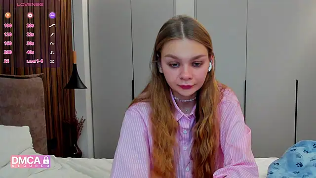 Molly sweetie online show from 11/13/25, 07:29