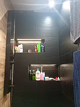 Snapshot of Sweet_bear69 chatting on 02/10/25, 07:38 Sweet bear69 online show from 02/10/25, 07:38