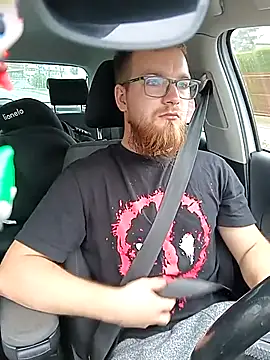 Snapshot of Sweet_bear69 chatting on 09/23/25, 01:14 Sweet bear69 online show from 09/23/25, 01:14