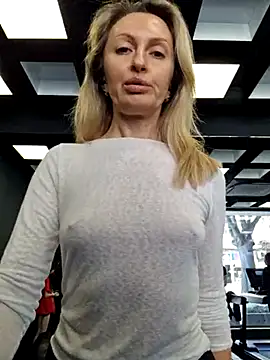 Miss    Mia  online show from 02/23/25, 11:33