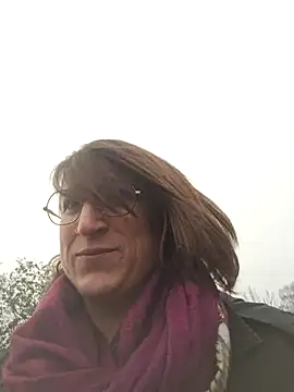 minierose online show from 02/04/25, 10:32