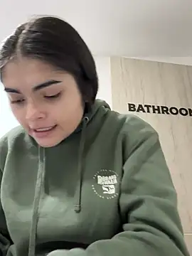 GiselOrtiz online show from 02/14/25, 09:24