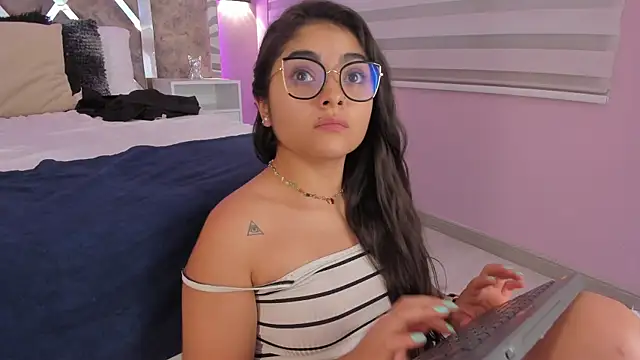 GiselOrtiz online show from 02/28/25, 05:15