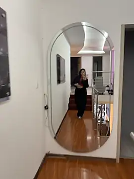 GiselOrtiz online show from 11/20/25, 10:26