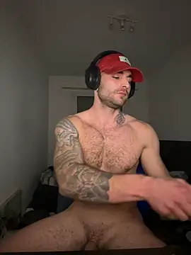 Snapshot of itsmehoneyhm chatting on 12/12/24, 12:59 itsmehoneyhm online show from 12/12/24, 12:59