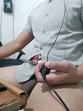 Snapshot of MX-SEX-FUN chatting on 09/18/25, 05:31 MX-SEX-FUN online show from 09/18/25, 05:31