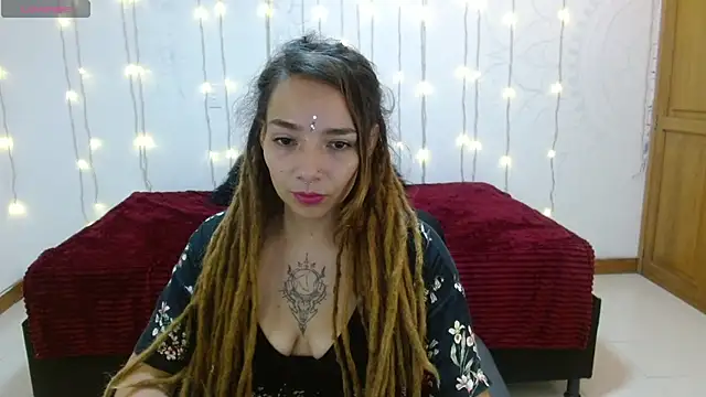 Natalia Sativa716 online show from 02/22/25, 12:38