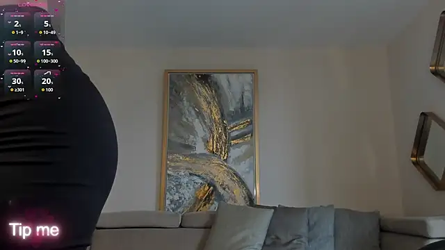 CorinneRusso online show from 06/07/26, 06:11