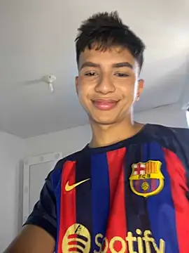 Leonarrrd 01 online show from 02/06/25, 06:46