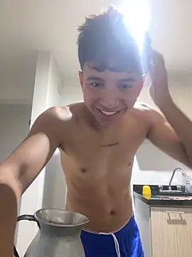 Leonarrrd 01 online show from 03/16/25, 05:03