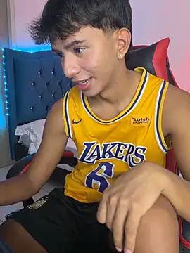 Leonarrrd 01 online show from 12/13/25, 11:10