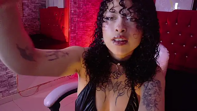 miahernadez303av online show from 07/14/26, 03:55