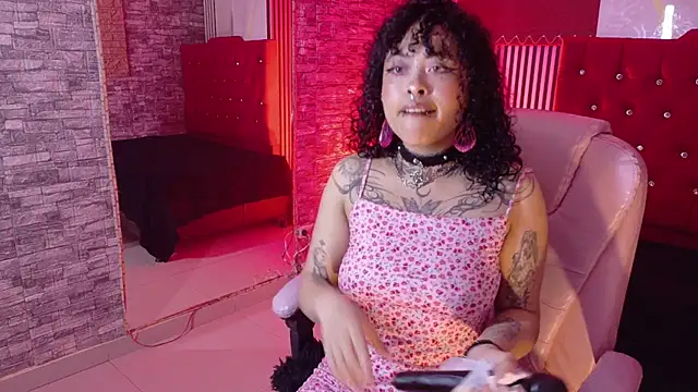 miahernadez303av online show from 07/25/26, 03:37