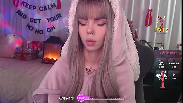 Snapshot of Kerry_Kirk chatting on 01/02/25, 04:46 Kerry Kirk online show from 01/02/25, 04:46