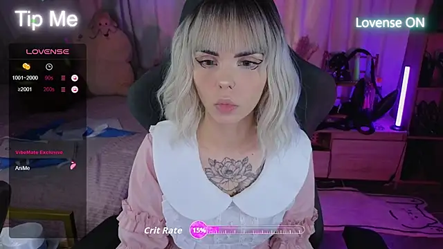 Snapshot of Kerry_Kirk chatting on 09/19/25, 08:31 Kerry Kirk online show from 09/19/25, 08:31