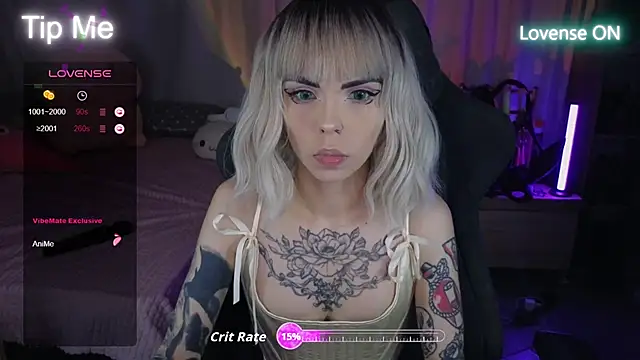 Snapshot of Kerry_Kirk chatting on 10/12/25, 07:57 Kerry Kirk online show from 10/12/25, 07:57