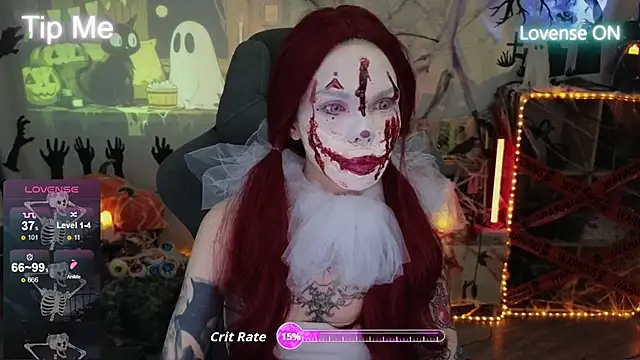 Snapshot of Kerry_Kirk chatting on 10/27/25, 11:09 Kerry Kirk online show from 10/27/25, 11:09