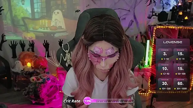 Snapshot of Kerry_Kirk chatting on 10/29/25, 09:38 Kerry Kirk online show from 10/29/25, 09:38