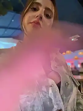 Snapshot of ValerieHilton chatting on 03/08/25, 12:33 ValerieHilton online show from 03/08/25, 12:33