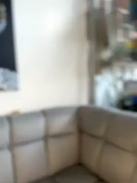 Snapshot of ValerieHilton chatting on 10/05/25, 07:12 ValerieHilton online show from 10/05/25, 07:12