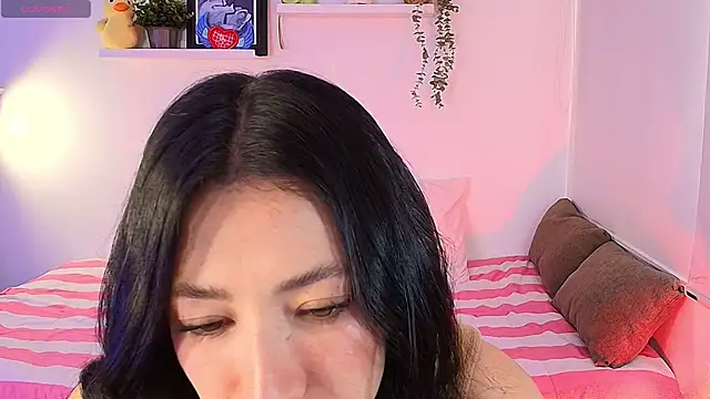 lilyy evanss online show from 03/03/26, 10:15
