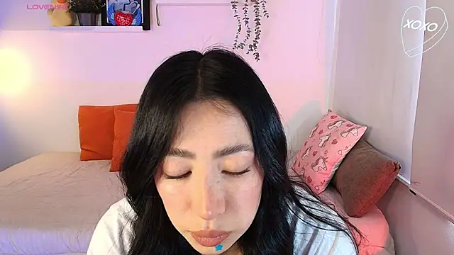 lilyy evanss online show from 04/09/26, 10:26