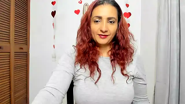 Snapshot of xulay11 chatting on 12/15/24, 07:42 xulay11 online show from 12/15/24, 07:42