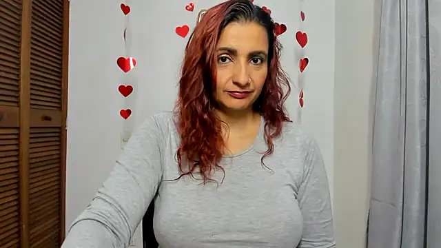 Snapshot of xulay11 chatting on 12/17/24, 06:35 xulay11 online show from 12/17/24, 06:35