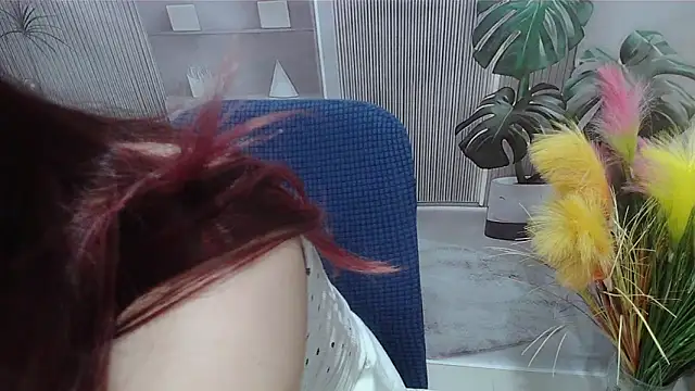 Snapshot of Milajinxi chatting on 09/26/25, 12:36 Milajinxi online show from 09/26/25, 12:36