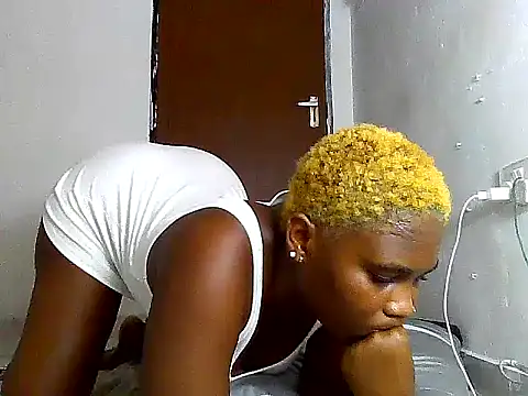 SexyKimberly23 online show from 10/31/25, 07:59