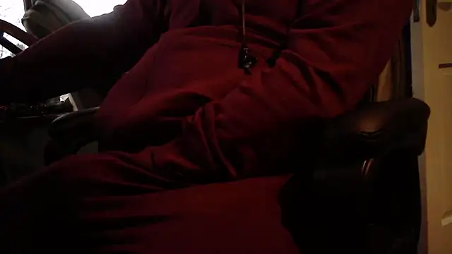 IrishCock30 online show from 12/18/25, 02:56