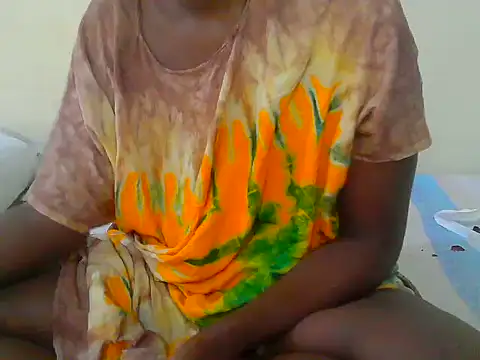 Snapshot of Dottie-west-23 chatting on 06/19/26, 03:27 Dottie-west-23 online show from 06/19/26, 03:27