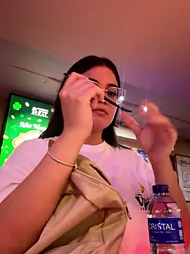 Snapshot of CamilaSofiia chatting on 01/12/26, 11:32 CamilaSofiia online show from 01/12/26, 11:32