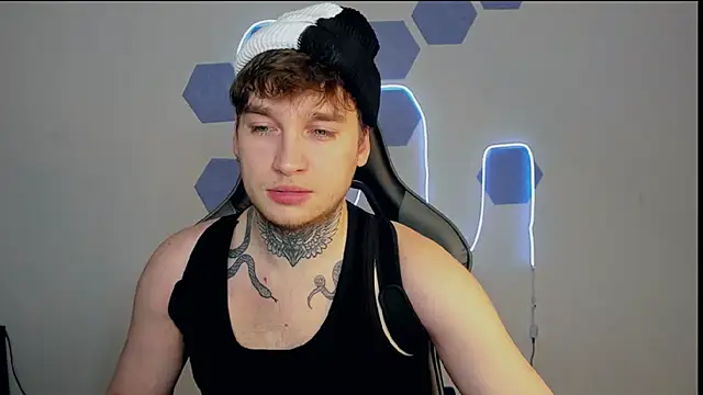 Snapshot of Chris_Tyson chatting on 12/02/24, 12:40 Chris Tyson online show from 12/02/24, 12:40