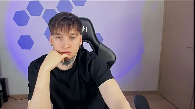 Snapshot of Chris_Tyson chatting on 01/20/25, 09:11 Chris Tyson online show from 01/20/25, 09:11