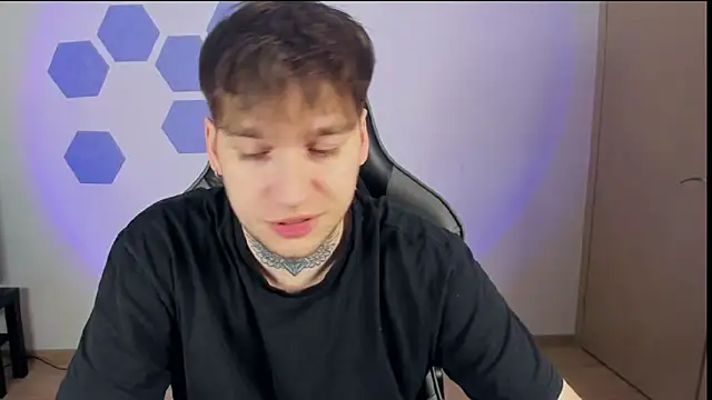 Snapshot of Chris_Tyson chatting on 01/21/25, 02:22 Chris Tyson online show from 01/21/25, 02:22