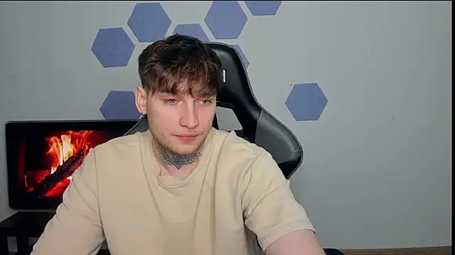 Snapshot of Chris_Tyson chatting on 03/12/25, 12:31 Chris Tyson online show from 03/12/25, 12:31