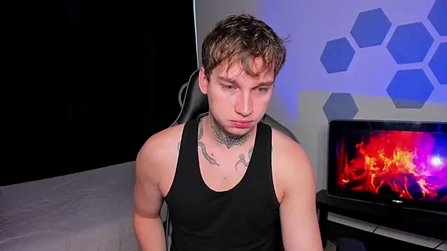 Snapshot of Chris_Tyson chatting on 10/05/25, 09:40 Chris Tyson online show from 10/05/25, 09:40