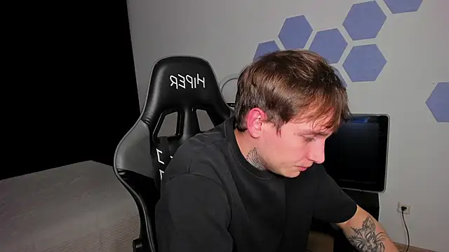 Snapshot of Chris_Tyson chatting on 10/11/25, 10:41 Chris Tyson online show from 10/11/25, 10:41